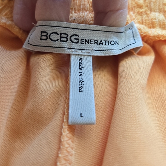 BCBGeneration Womens Beach Days Shorts Sz L Bright Orange Elastic Tie Waist - Picture 8 of 9
